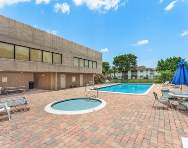 9050 Nw 28th Street - Photo Thumbnail 35