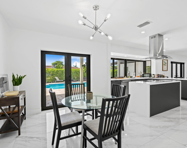 5122 Cleveland Street - Photo Thumbnail 8