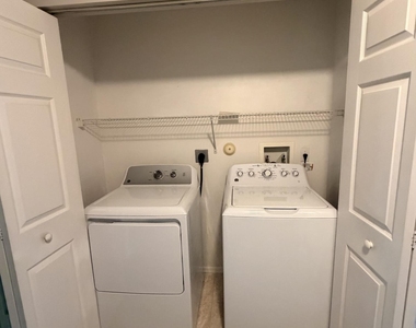 5145 Palmbrooke Circle - Photo Thumbnail 13