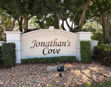 5145 Palmbrooke Circle - Photo Thumbnail 2