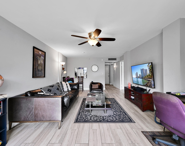 103 Royal Park Drive - Photo Thumbnail 5
