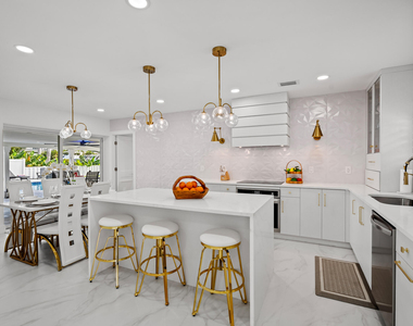 2760 Ne 7th Street - Photo Thumbnail 6