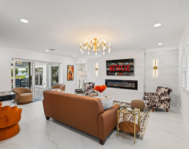 2760 Ne 7th Street - Photo Thumbnail 4