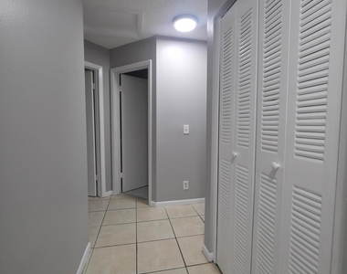 11441 Nw 41st Street - Photo Thumbnail 8