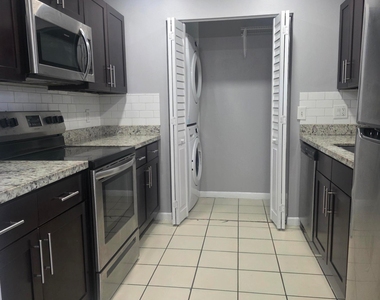 11441 Nw 41st Street - Photo Thumbnail 1