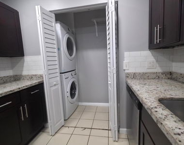11441 Nw 41st Street - Photo Thumbnail 3