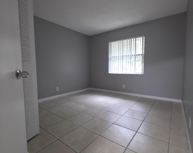 11441 Nw 41st Street - Photo Thumbnail 11
