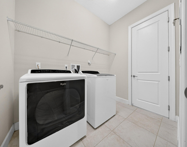 8883 Kingsmoor Way - Photo Thumbnail 18