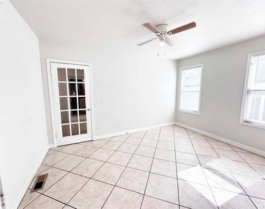 2305 Nw 15th Street - Photo Thumbnail 6
