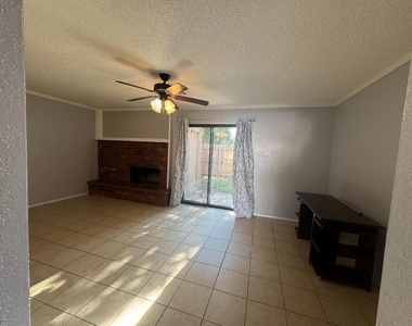 8199 Nw 23rd Street - Photo Thumbnail 4