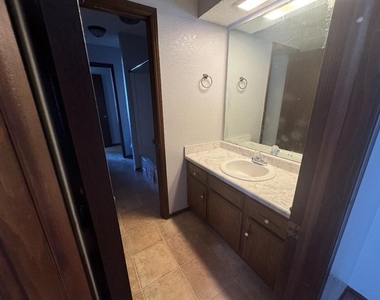 8199 Nw 23rd Street - Photo Thumbnail 6
