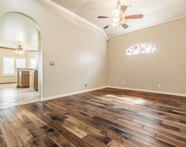 4001 Ne 138th Terrace - Photo Thumbnail 5