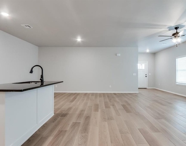 13517 Calli Court - Photo Thumbnail 18