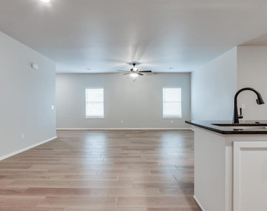 13517 Calli Court - Photo Thumbnail 19