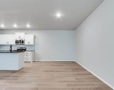 13517 Calli Court - Photo Thumbnail 16