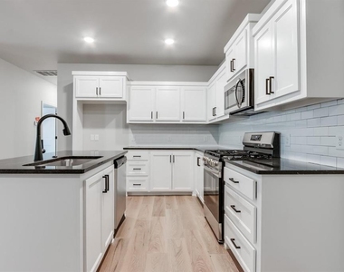 13517 Calli Court - Photo Thumbnail 14