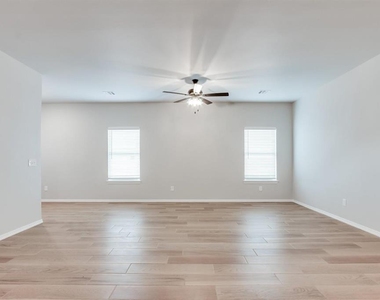 13517 Calli Court - Photo Thumbnail 18