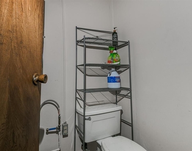 920 Sw 24th Avenue - Photo Thumbnail 40