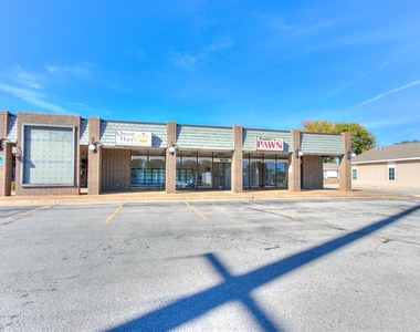 920 Sw 24th Avenue - Photo Thumbnail 4