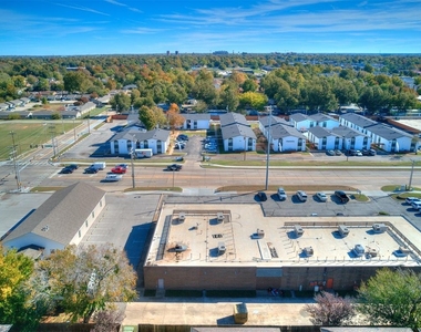 920 Sw 24th Avenue - Photo Thumbnail 14