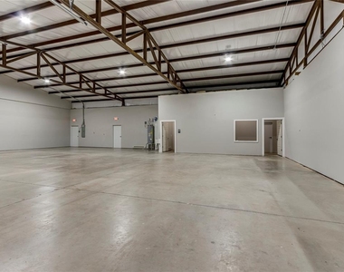 3500 Wellsite Drive - Photo Thumbnail 10