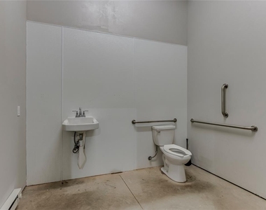 3500 Wellsite Drive - Photo Thumbnail 15