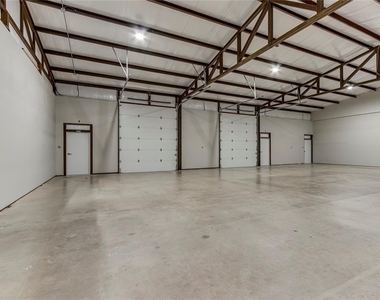 3500 Wellsite Drive - Photo Thumbnail 7