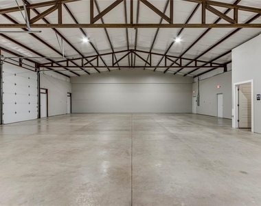 3500 Wellsite Drive - Photo Thumbnail 8