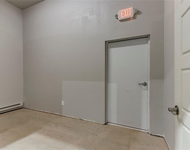 3500 Wellsite Drive - Photo Thumbnail 4