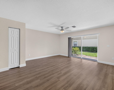 2786 Se Birmingham Drive - Photo Thumbnail 7