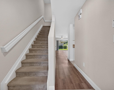 2786 Se Birmingham Drive - Photo Thumbnail 3