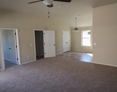 2321 Nw 199th Street - Photo Thumbnail 2