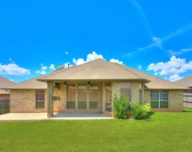 16616 Hardwood Place - Photo Thumbnail 41