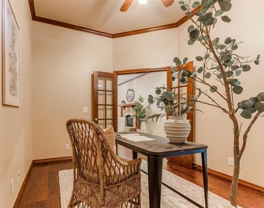 16616 Hardwood Place - Photo Thumbnail 31