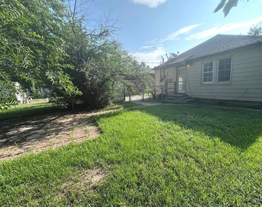 4605 N Hammond Avenue - Photo Thumbnail 20