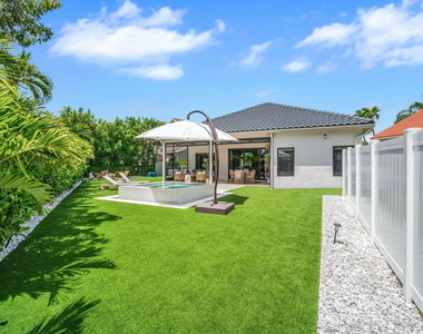 10852 La Salinas Circle - Photo Thumbnail 53