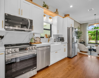 10852 La Salinas Circle - Photo Thumbnail 32