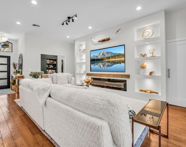 10852 La Salinas Circle - Photo Thumbnail 22