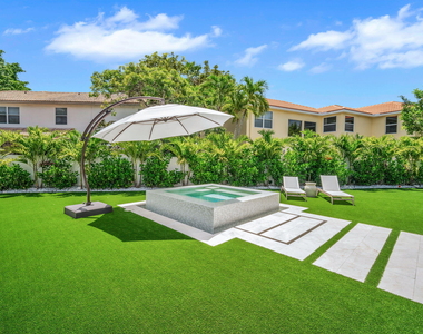 10852 La Salinas Circle - Photo Thumbnail 52