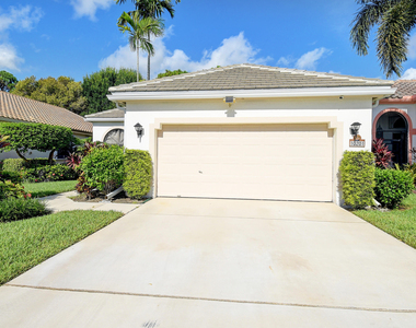 10201 Lexington Lakes Boulevard N - Photo Thumbnail 1