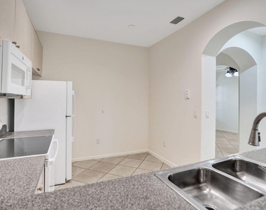 6379 Bella Circle W - Photo Thumbnail 28