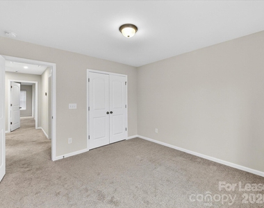 420 Burr Street - Photo Thumbnail 29