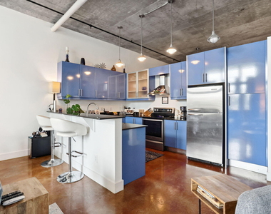 180 Ne 4th Avenue - Photo Thumbnail 3