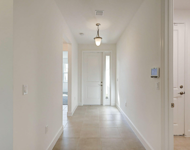 13549 Sw Oceanus Boulevard - Photo Thumbnail 3