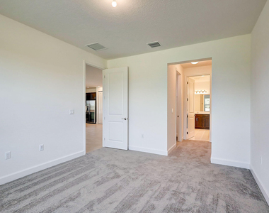 13549 Sw Oceanus Boulevard - Photo Thumbnail 10