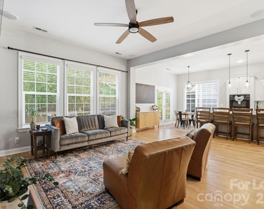 8636 Sagekirk Court - Photo Thumbnail 18
