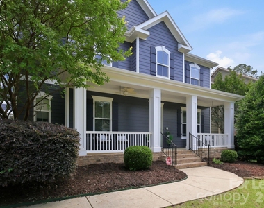 8636 Sagekirk Court - Photo Thumbnail 3
