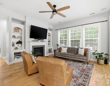 8636 Sagekirk Court - Photo Thumbnail 16