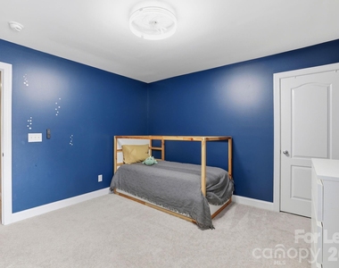 8636 Sagekirk Court - Photo Thumbnail 31