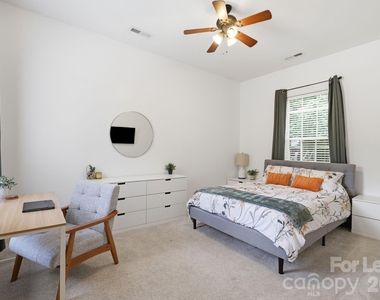 8636 Sagekirk Court - Photo Thumbnail 10